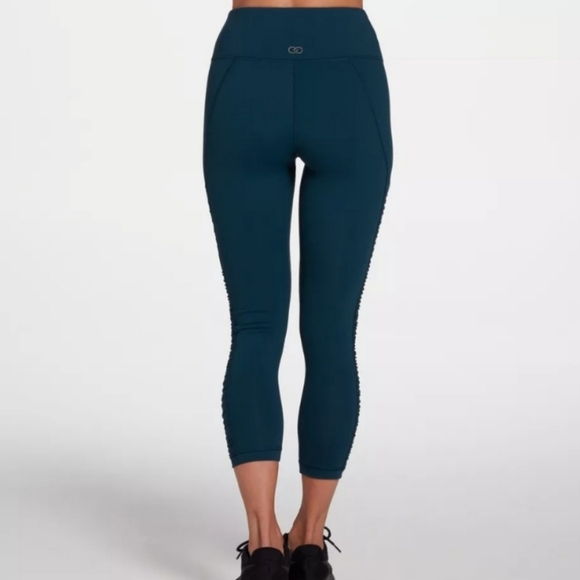 Calia Essential High Rise Smocked Legging by Carrie Underwood Side Ruching New - Picture 2 of 16